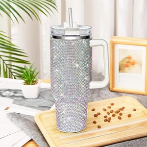 Gobelet isotherme réutilisable en acier inoxydable avec diamants incrustés, sans BPA, 40 oz, pour la 25e anniversaire des États-Unis, vente en gros - Product Image 4