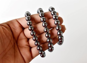 Bracelet en perles rondes de Shungite Elite naturelle super brillante de 8 mm pour la méditation et la guérison - Vente en gros - Product Image 3