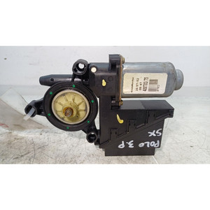 MOTOR ELÉCTRICO PARA VENTANA DELANTERA IZQUIERDA VOLKSWAGEN Polo 4ª Serie 6Q2959802A AZQ (01>09) - Product Image 1