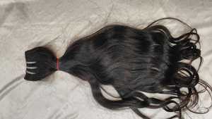 Cheveux humains vierges Extension de cheveux Natura bouclés en vrac Vente chaude non traitée indienne 100% Remy Extension de cheveux humains Natural Wave. - Product Image 4