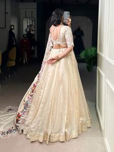 LAHENGA CHOLI DUPATTA, broderie de sequins framboise, coupe ample, style naturel, automne - Product Image 4
