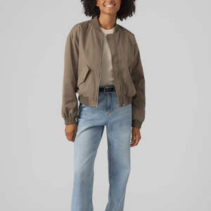 <b>Travel</b> Friendly Bomber Jacket Lightweight Soft Fabric Full Zip Comfort Fit for Casual Wear Outdoor Trips and Daily Use - Product Image 2