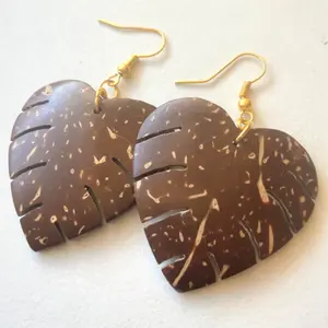 Wholesales Good Price Organic Coconut Shell Earrings Natural Jewelry Souvenir Handmade From Vietnam