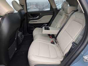 2026 Li n-c o l n Cor-sair Grand Touring AWD SUV, motor de 2.5L combinado con un motor eléctrico para un total de 266 caballos de fuerza - Product Image 6