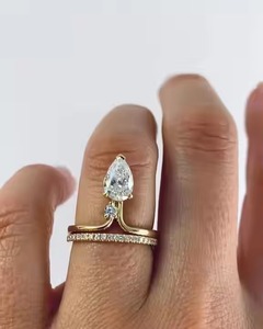 14K สีเหลืองทองแฮนด์เมดแหวนหมั้นทันสมัยชุดเพชรตัดลูกแพร์สำหรับแฟนสาวของขวัญวันครบรอบสำหรับเธอ - Product Image 5