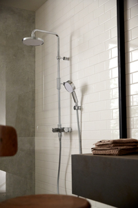 Juego de grifo de ducha de latón cromado suave de doble manija de diseñador, cabezal de ducha de lluvia duradero, soporte de suelo montado en la pared, grifos de ducha de baño - Product Image 6