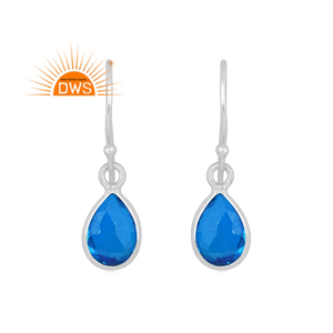 Boucles d'oreilles pendantes en argent sterling fin faites à la main avec topaze bleue suisse doublet, fabricant de bijoux sur mesure - Product Image 1