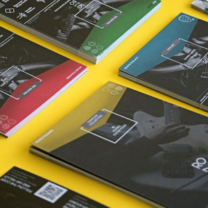 Papier Flyer couleur personnalisé pour les entreprises Impression d'affiche de dépliant photo instantané personnalisé pour l'emballage et l'emballage - Product Image 3