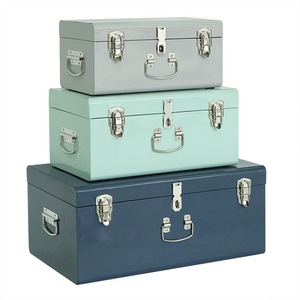 Ensemble de 3 coffres de rangement en métal gris menthe bleu pour la maison, l'hôtel, la décoration sportive et le rangement de vêtements, de jouets et d'articles divers - Product Image 1