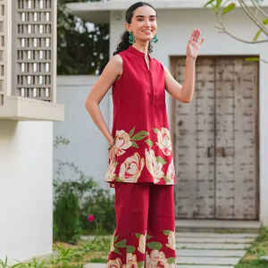 Venta al por mayor Ladies Casual Co Ord Set Excelente Calidad Heavy Modal Impreso por encima de la rodilla Último diseño - Product Image 1