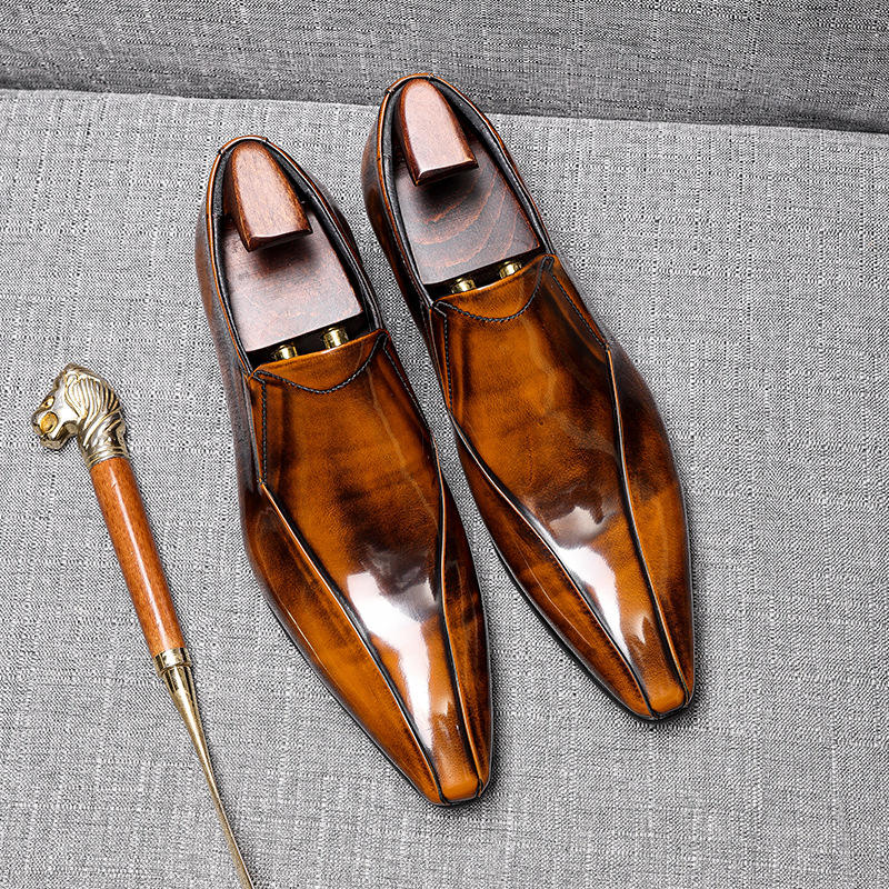 สีน้ำตาล