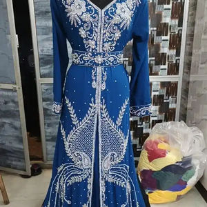 Robe de soirée caftan au sol fabriquée à la main tissu Georgette brodé avec décoration de perles de paillettes de cristal - Product Image 1