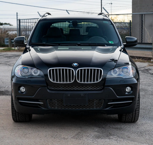 Vehículo Usado a Precio Accesible - Volante a la Izquierda |   Volante a la derecha |   2010 B M W X5 XDRIVESS48I - Product Image 1