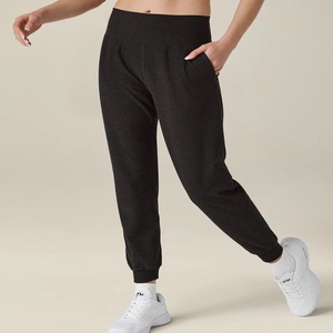 กางเกงวอร์มทรงหลวมสีพื้นสำหรับผู้หญิงเสื้อผ้าฤดูหนาวกางเกงใส่ได้ทั้งผู้ชายและผู้หญิง - Product Image 5