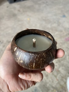Bols de bougie de noix de coco dans des sacs en lin et bol de noix de coco pour la fabrication de bougies avec 100% de matériaux naturels prix bon marché au Vietnam - Product Image 2