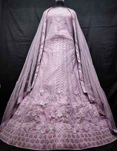 Juego de Lehenga bordado de red de secuencia pesada con estilo Butti Dupatta de 3m para festivales, bodas para fiestas, pedidos de exportación B2B - Product Image 5