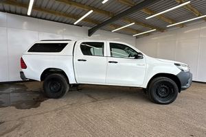 USADO LHD/RHD 2020 T O Y O T A HI-LUX 2.4D-4D ACTIVE - Product Image 3