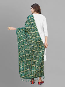 Trendmalls Women's bandhej Chinon Silk dupatta (D01-DarkGreen) เสื้อผ้าอินเดีย & ปากีสถาน - Product Image 2