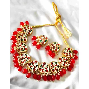 Ensemble de collier plaqué or 24 carats Kundan Meenakari avec perles rouges, bijoux de mariée vintage raffinés pour cadeaux - Product Image 3