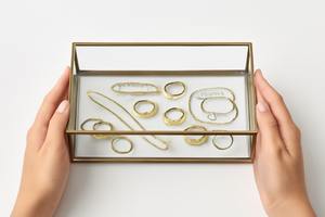 Luxury Square Glass Jewelry Box Gold Color Customized <b>Engraved</b> Eco-friendly Design for Weddings Festive Gifting Elegant - Product Image 5