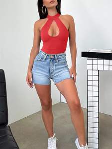 เสื้อแขนกุดคล้องคอคอแขนกุดสำหรับผู้หญิงเสื้อกล้ามครอปสีออกแบบได้ตามต้องการ - Product Image 4