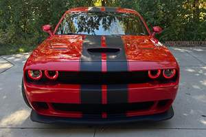 Dodge Challenger SRT Hellcat 2015 Usado, Volante a la Izquierda/Derecha - Product Image 2