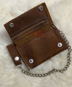 กระเป๋าสตางค์สีน้ำตาลอ่อนพร้อมห่วงโซ่ลายนูนสำหรับผู้ชายกระเป๋าสตางค์แบบบางความจุขนาดใหญ่พร้อมที่ใส่บัตรแบบสั่งทำลายกะโหลก - Product Image 5