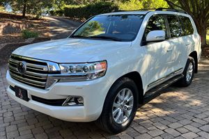 Toyota Land Cruiser 2018 Usado en Excelentes Condiciones - Product Image 6