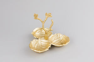 Cuenco para servir de mesa hecho a mano con acabado antiguo dorado, juego articulado de diseño único con Metal para servir ensaladas - Product Image 2