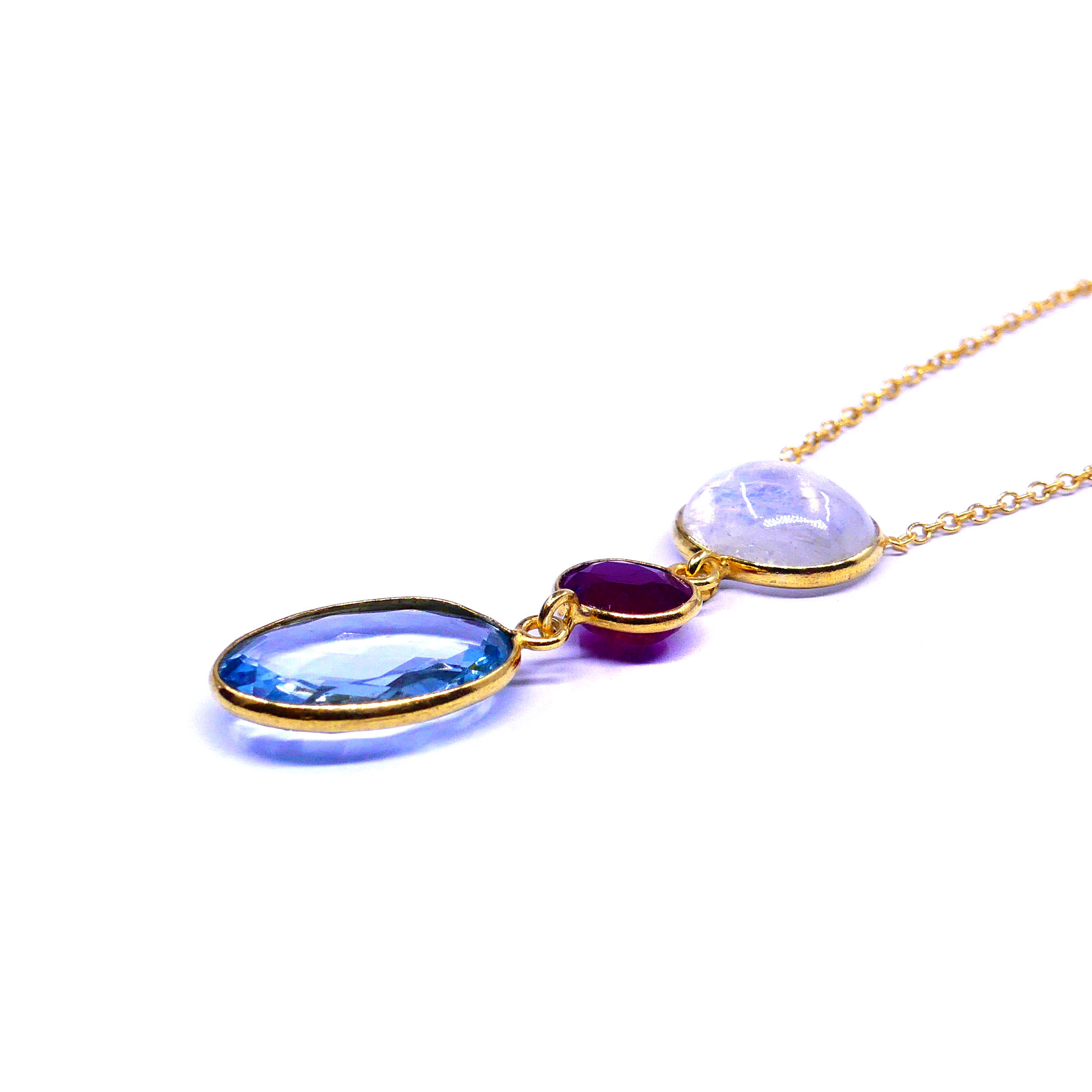 สีเหลือง