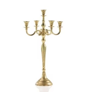 Candelabro de Metal con Acabado Atractivo para Decoración de Bodas, Centro de Mesa Decorativo de 5 Brazos, Decoración de Pascua para el Hogar, Candelabro de Última Moda - Product Image 4