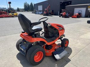 Tondeuse autoportée diesel Kubota T2290KW 2022 - 21,5 CV, coupe confortable, précision, puissance durable - Product Image 2