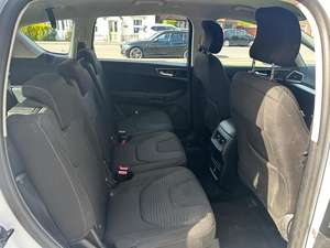 UTILISÉ LHD/RHD 2016 F0RD S-MAX - Product Image 2