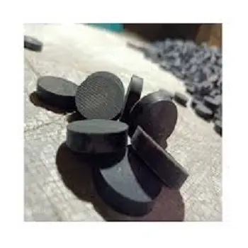 本物の生のホーンボタン天然ホーンボタンカラフルな茶色と黒のボタン素材メーカーインド