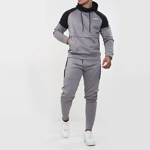 Survêtement personnalisé à prix avantageux, manches longues pour hommes, service OEM, prix de gros / Survêtement décontracté à la mode avec fermeture éclair - Product Image 1