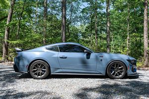 Ford Mustang Dark Horse 2024, Neumáticos R20, Faros Halógenos, Luces Diurnas LED - Product Image 6
