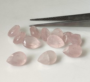 Piedras preciosas rosadas sueltas facetadas de corte de pera de cuarzo rosa natural al por mayor 3x5mm-20x30mm para la fabricación de joyas - Product Image 6