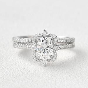 ชุดแต่งงานวินเทจเพชรทรงรีคุณภาพพรีเมียม ได้รับการรับรองจาก IGI ระดับ VVS เพชรเพาะเลี้ยงในห้องปฏิบัติการ พร้อมแหวนแต่งงานแบบ Eternity สำหรับผู้หญิงทันสมัย - Product Image 1