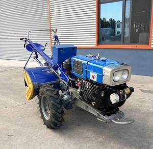 Mejor Precio, Tractor Agrícola RATO 4WD de 70HP con Tracción en Dos Ruedas, Alta Productividad, con Motor, Caja de Cambios y Bomba - Product Image 1