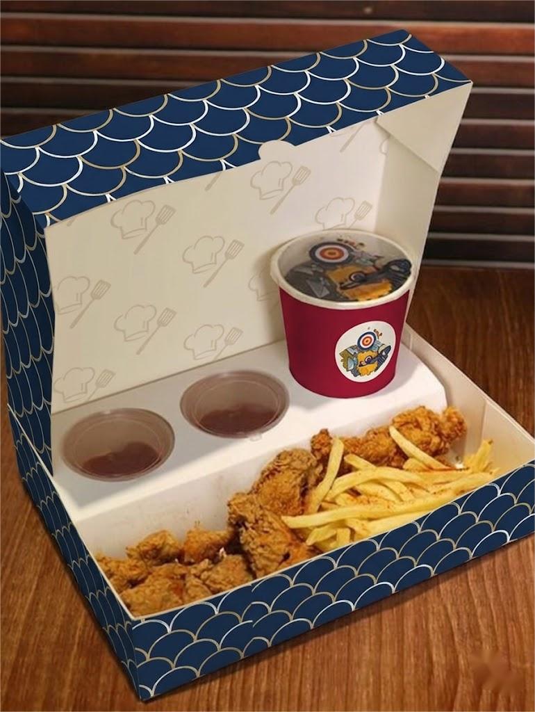 Boîte personnalisée avec des pots à sauce