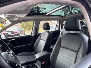 EN EXCELENTE ESTADO, Volkswagen Tiguan SE 4Motion 2018, TRANSMISIÓN AUTOMÁTICA, ASIENTOS DE CUERO, TECHO PANORÁMICO - Product Image 4
