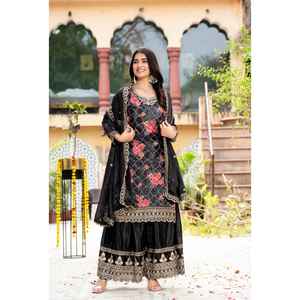 Lancement de la nouvelle collection moderne de Kurtis et Plazzos de fête avec Dupatta en soie de chiffon à motifs embossés et broderies - Product Image 1