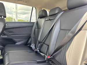 Pre-Owned Clean 2024 Volks-wagen tiguan 2.0T SE FWD - Product Image 4