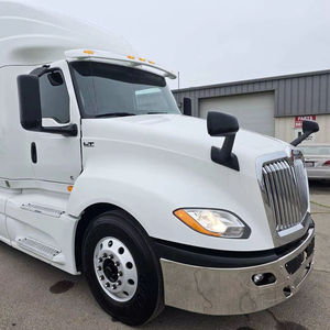 Camión Tractor Diésel de Servicio Pesado 6x4 con Cabina Dormitorio, Listo para Exportación, para Transporte de Carga en Carretera a Larga Distancia - Product Image 1