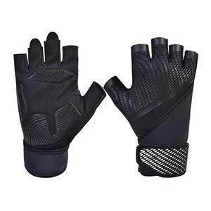 Vente en gros de haute qualité avec logo personnalisé par un bon fabricant nouveau style meilleur matériel avec le meilleur tarif pour les gants de fitness gym - Product Image 1