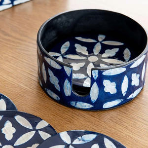 Ensemble de dessous-de-verre ronds en nacre faits à la main avec mosaïque géométrique indigo, dessous-de-verre décoratifs en coquillages, protection de table - Product Image 2