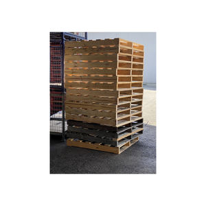 Palé de madera disponible en múltiples tamaños para distribución y apilamiento de productos - Product Image 5