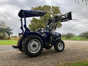 Tractor de granja Lovol M254 con cargador 8Fx8R izquierdo y Accesorio elevador 4WD 25HP motor diésel 540/1000 PTO IPTO, Envío Gratis - Product Image 4