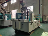 Machine verticale de moulage par injection de 85 tonnes pour les aiguilles de prélèvement sanguin de lancette ou le consommable médical