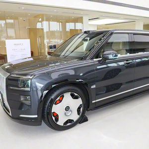 SUV Híbrido Enchufable Usado 2024, Sistema de Propulsión Gasolina/Eléctrico, Autonomía NEDC de 401-500 km, Batería de 110 kWh, Automático, Amplio, Familiar, de Cuero - Product Image 4